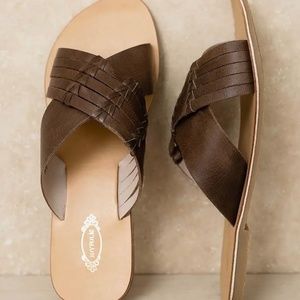 Leather Sandal in Rich Brown